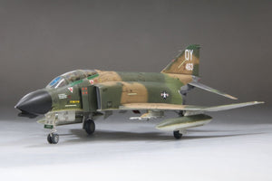 Fine Molds FP47S US AIR FORCE F-4D Jet Fighter The First MiG Ace 1/72 – obrázek 8