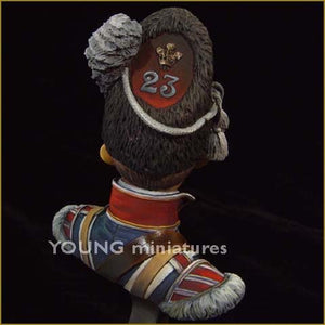 Young Miniatures YH1802 DRUMMER BOY 23RD FOOT ROYAL WELSH FUSILEERS 1/10 – immagine 4