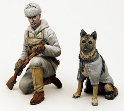 ToRo Model 35F109 Winter War - Finnish Army - Young Messenger Boy with His Dog / Winter War 1939-40 - Young Messenger Boy with His Dog 1/35 – Bild 4