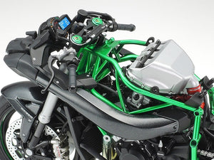 Tamiya 14136 Kawasaki Ninja H2 Carbon 1/12 – image 7
