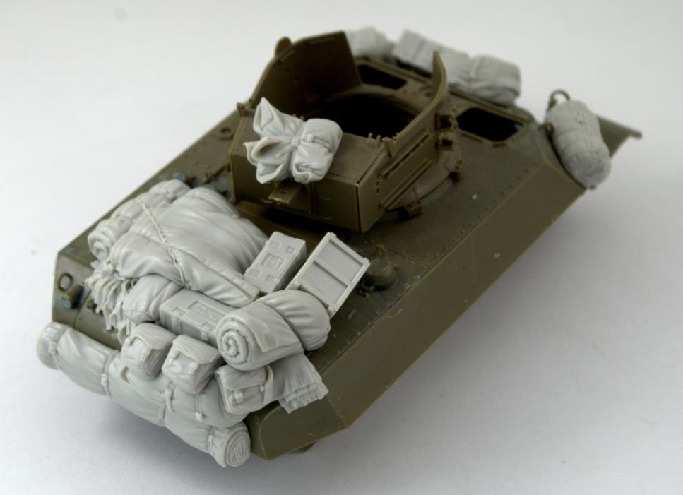 Panzer Art RE35-471 Stowage set for M3A3 “Stuart” V (British Army) 1/35 – obrázek 3