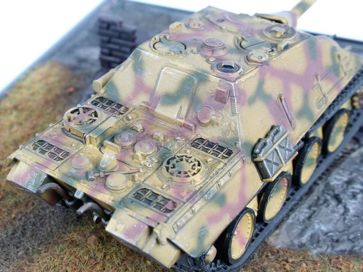 Revell 63232 Sd.Kfz. 173 JAGDPANTHER - maquette 1/76 – image 4