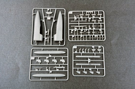 Trumpeter 01673 Su-24M Fencer-D – imagen 13