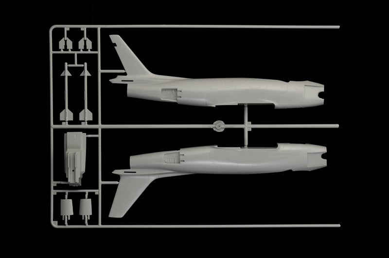 Italeri 2811 North American FJ-2/3 Fury 1/48 – image 7