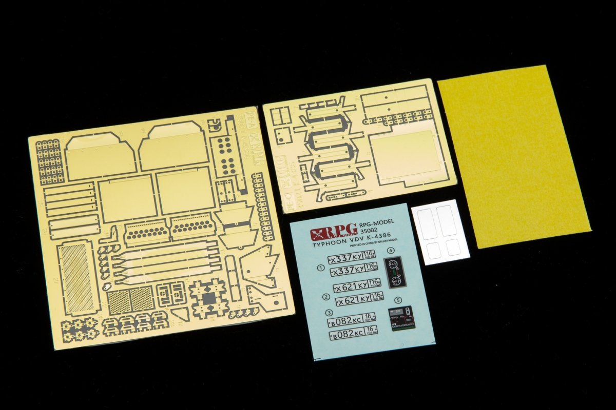 RPG Model 35021 KAMAZ K-4386 Typhoon-VDV Mine-Protected Armored Vehicle Early Type 1/35 – Bild 17