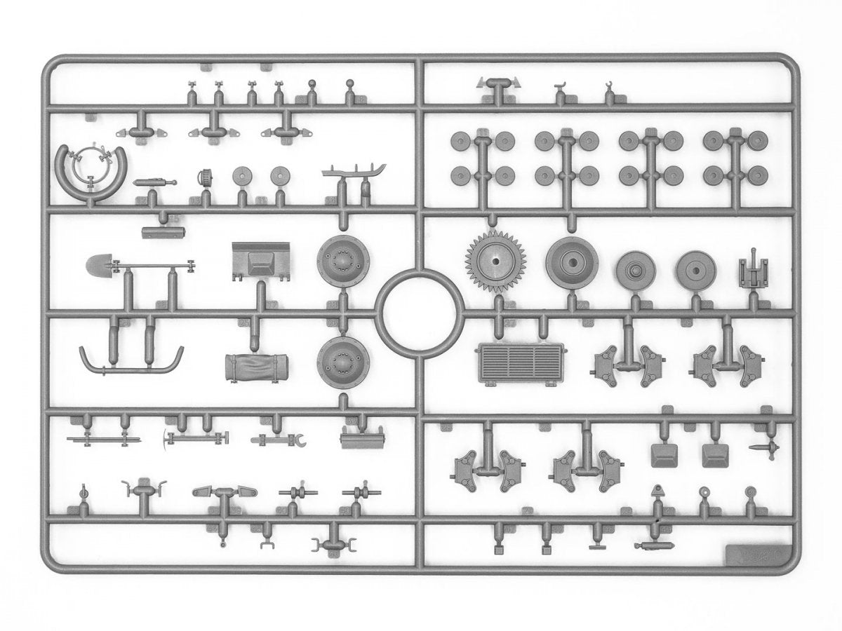 ICM 35337 FCM 36 French Light Tank in German Service 1/35 – image 7