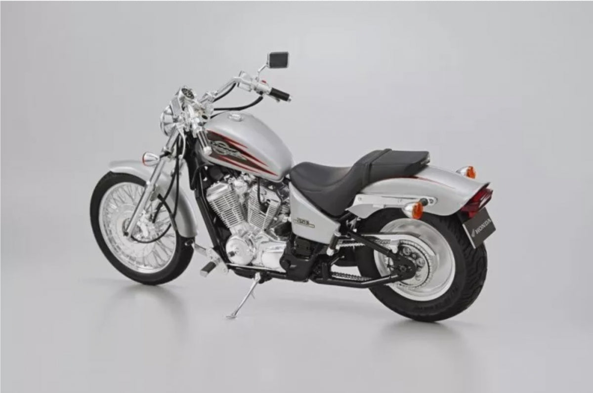Aoshima 06268 Honda NC26 Steed VSE &amp;#39;96 1/12 – image 2