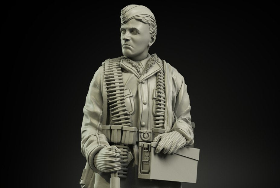 Panzer Art FI35-064 Waffen-SS Anorakanzug MG-42 ammo carrier 1/35 – image 2