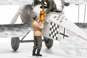 Copper State Models F32-005 German aerodrome personnel bomb loading 1/32 – immagine 2