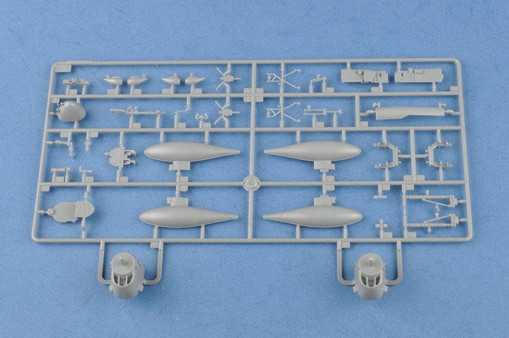 Hobby Boss 85805 P-38L-5-L0 Lightning 1/48 – image 8