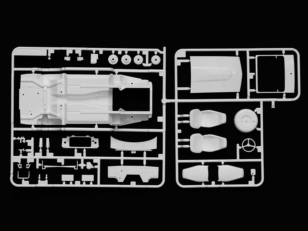 Tamiya 24367 Nissan Fairlady 240Z Street-Custom 1/24 – obrázek 13