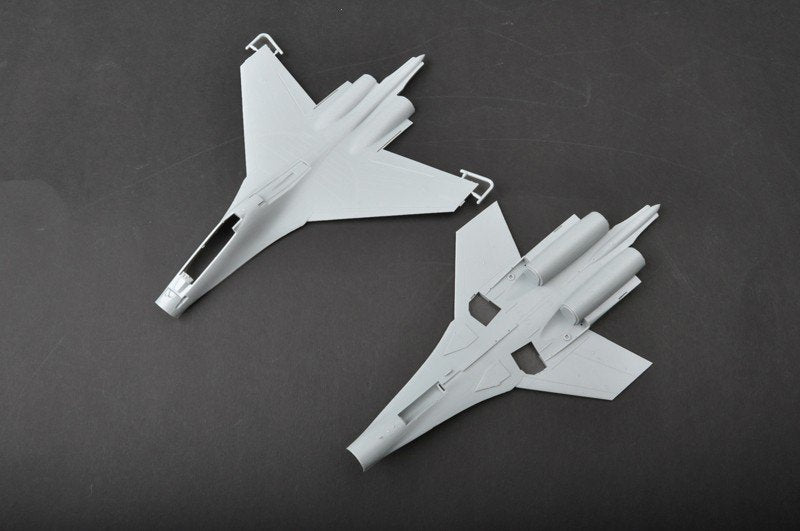 Trumpeter 01659 Russian Su-30MKK Flanker G 1/72 – image 4