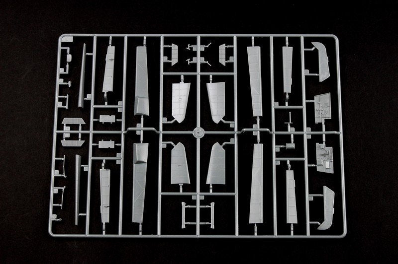 Trumpeter 02290 German IIWW fighter Messerschmitt Bf 109E-4/Trop 1/32 – Bild 5