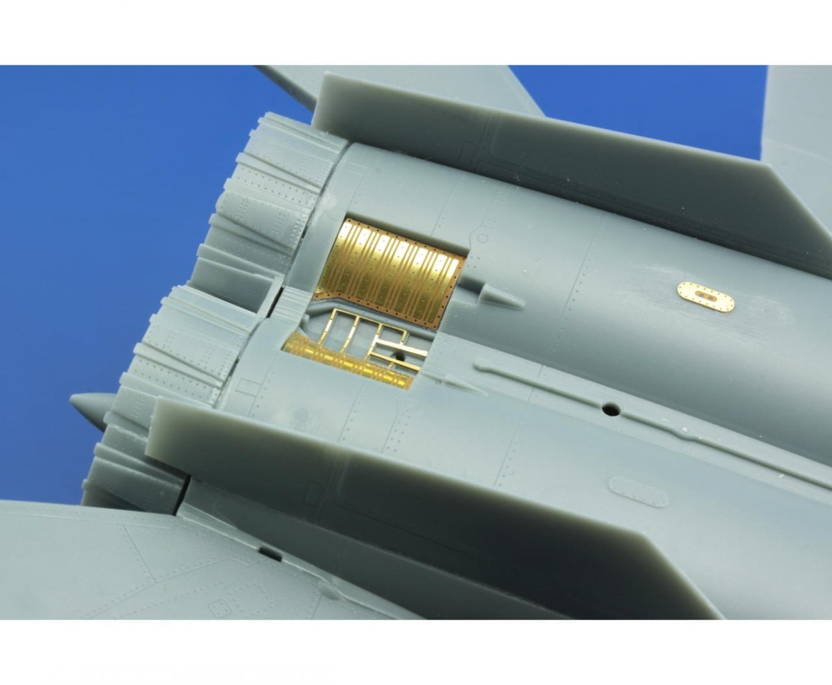 Eduard 48797 MiG-25PD/ PDS Foxbat exterior KITTY HAWK 1/48 – image 12