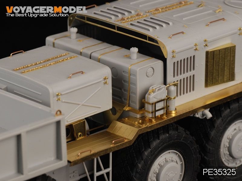 Voyager Model PE35325 Modern Russian KZKT-537L Tractor for TRUMPETER 01005 1/35 – image 7