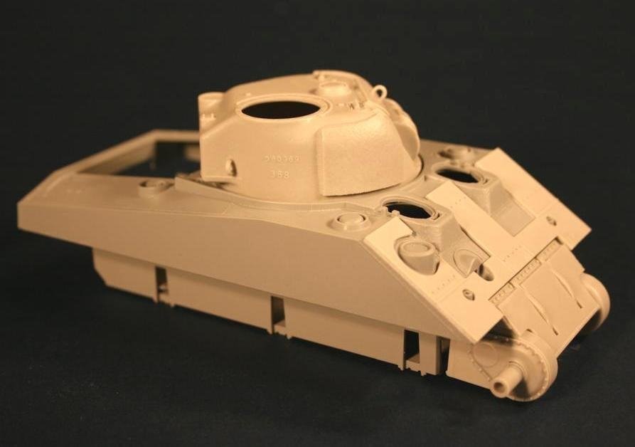 Panzer Art RE35-085 M4 Improvised “Assault Tank” 1/35