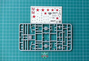 Modelsvit 72007 Sukhoi Su-7 Soviet fighter 1/72 – image 4