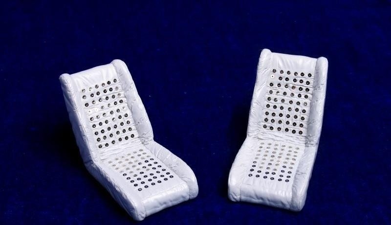 KA Models KR-12001 SEAT for GT40 for Trumpeter Kit 1/12