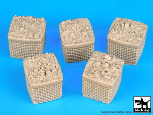 Black Dog D35015 Sandbag armored wall 1 1/35 – image 2
