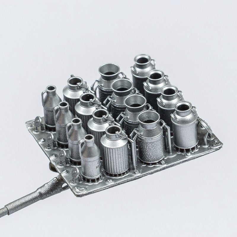 Liang 0439 3D-Print Model Tin Milk Can x16 1/35 – image 4