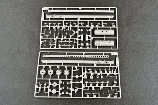 Trumpeter 01033 Russian Zil-131V towed PR-11 SA-2 Guideline 1/35 – image 6