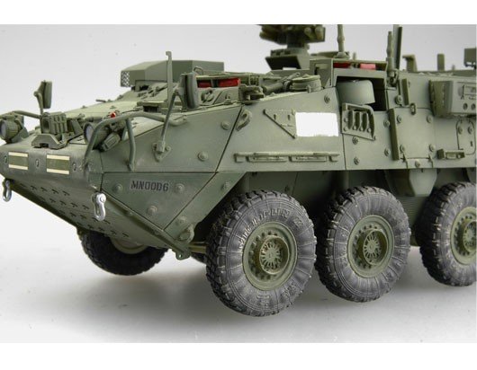 Trumpeter 00397 M1130 Stryker Command Vehicle 1/35 – image 6