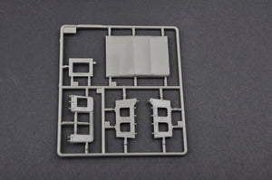 Trumpeter 05518 JGSDF type 73 Light Truck (Police) 1/35 – zdjęcie 6