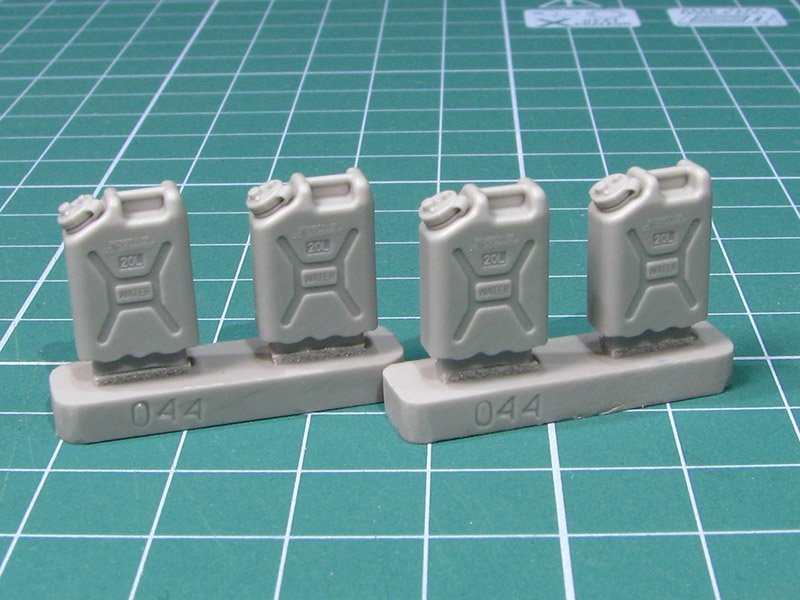 EUREKA XXL E-044 US Military Water Canisters 1/35 – image 7
