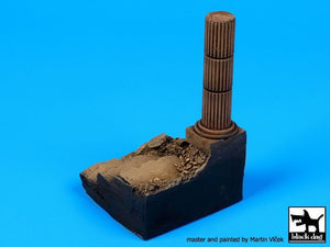Escalier Black Dog D35039 avec base de colonne 1/35 – image 2