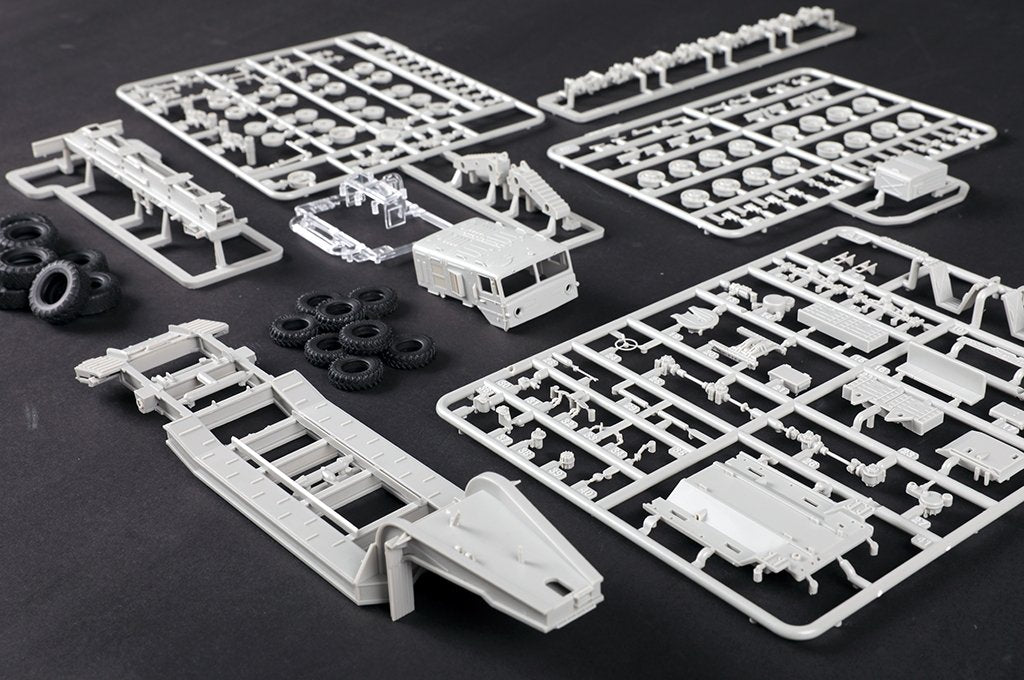 Trumpeter 07195 MAZ-537G Late production type with MAZ/ChMZAP-5247G semitrailer 1/72 – image 13
