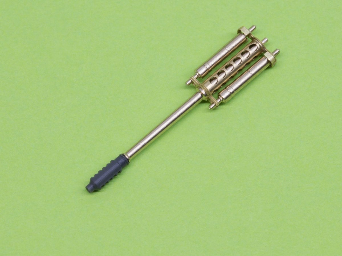 Master AM-48-125 AH-64 Apache - M230 Chain Gun barrel (30mm), Pitot Tubes and tail antenna (resin, PE and turned parts) 1/48 – image 7