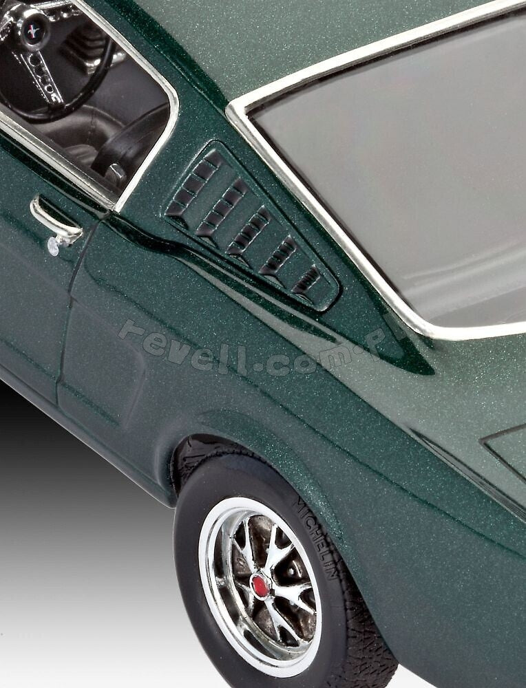 Revell 67065 Ford Mustang 1965 2+2 Fastback Model Set 1/24 – image 5