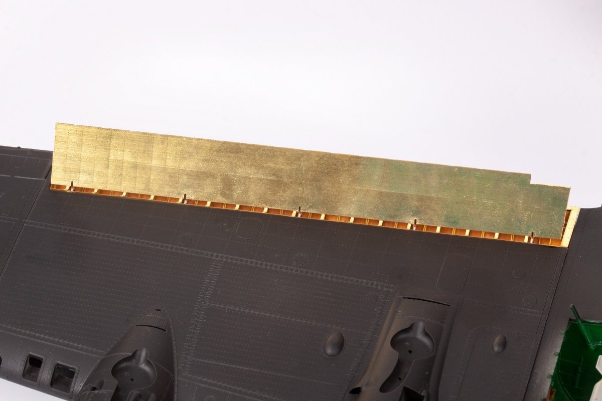 Eduard 481053 B-17F landing flaps HKM 1/48 – imagen 8