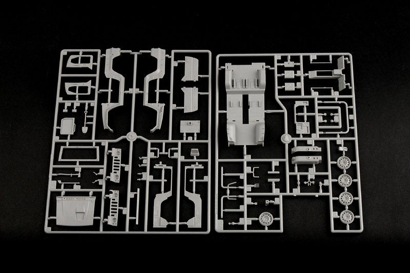 Trumpeter 05520 JSDF type 73 Light Truck 1/35 – image 6