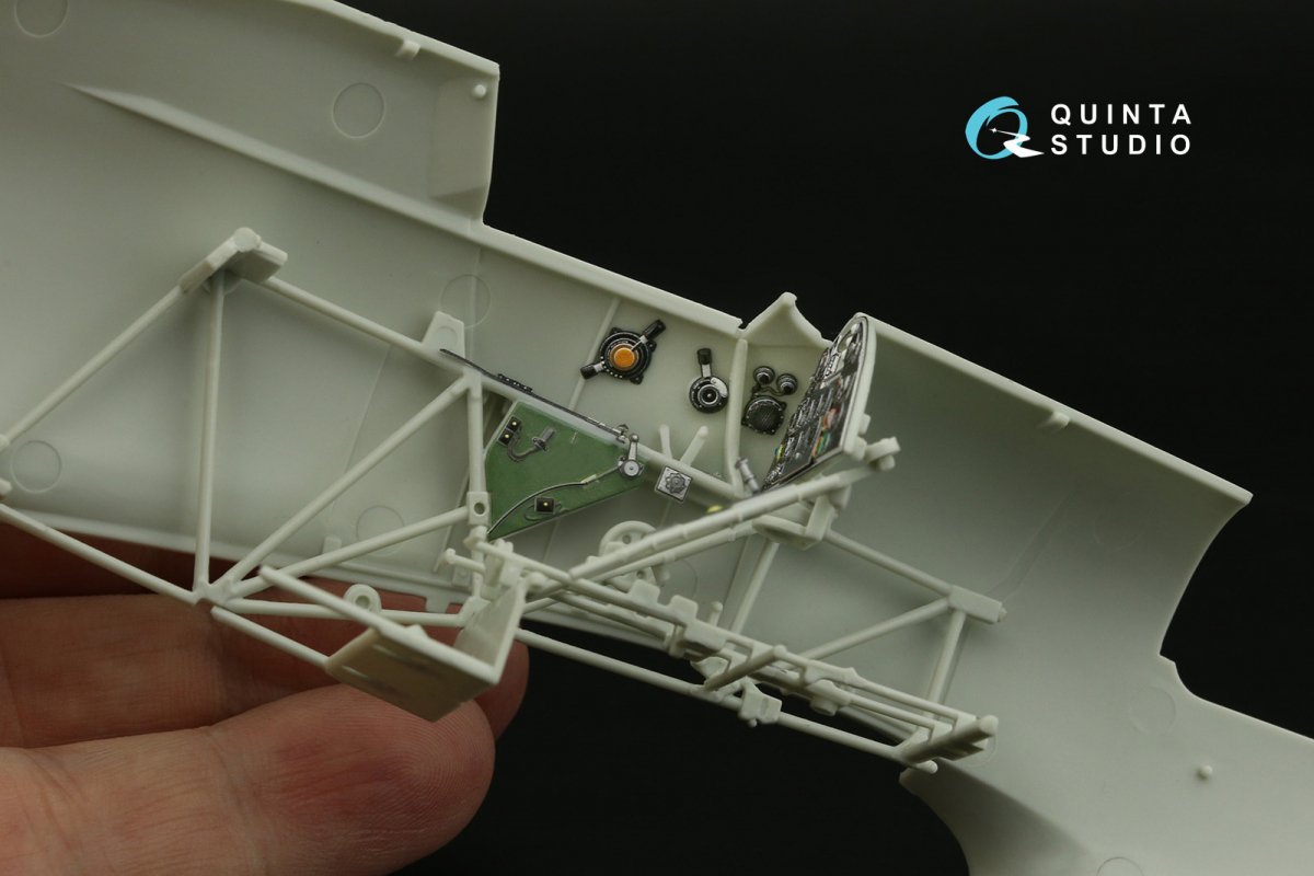 Quinta Studio QD32139 Hawker Hurricane Mk.IIb 3D-Printed &amp;amp; colored Interior on decal paper (Revell) 1/32 – Bild 3