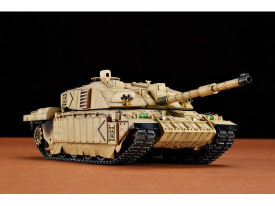 Trumpeter 00323 British Challenger 2 MBT (OP. Telic) Iraq 2003 1/35 – image 3