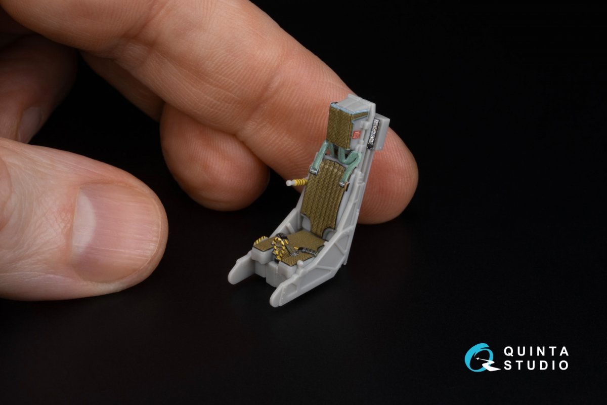 Quinta Studio QD48305 AV-8B Early 3D-Printed &amp;amp; colored Interior on decal paper (Hasegawa) 1/48 – obrázek 15