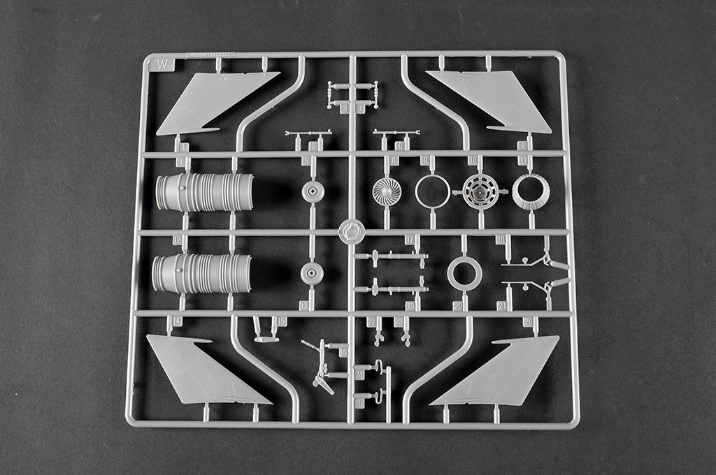 Trumpeter 02825 JJ-7A Trainer 1/48 – image 21