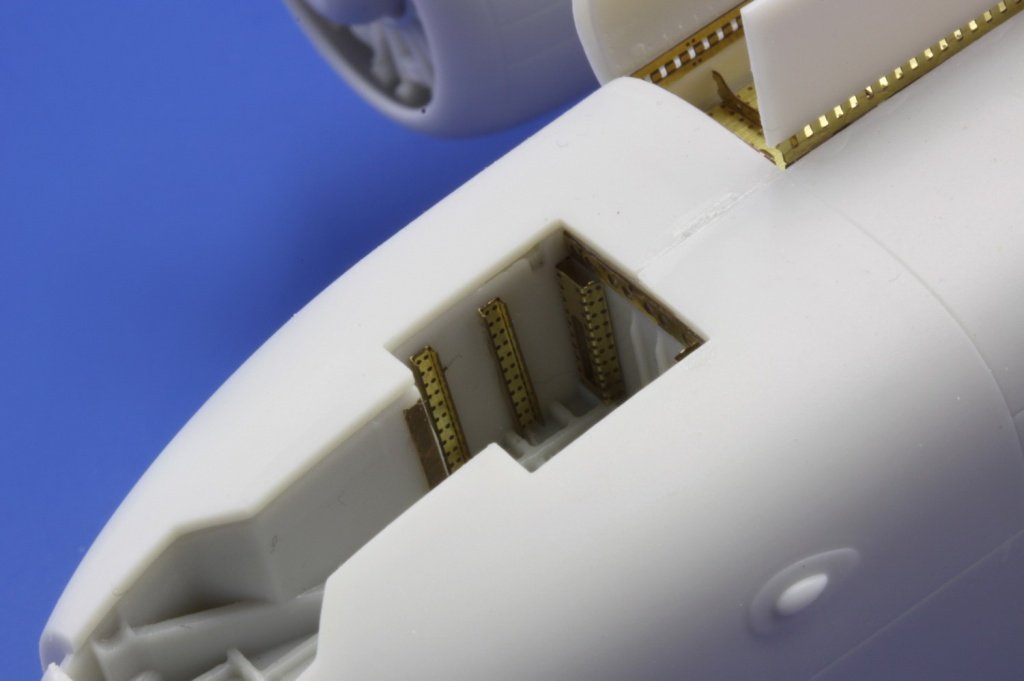 Eduard 48700 S-2E undercarriage 1/48 Kinetic – immagine 4