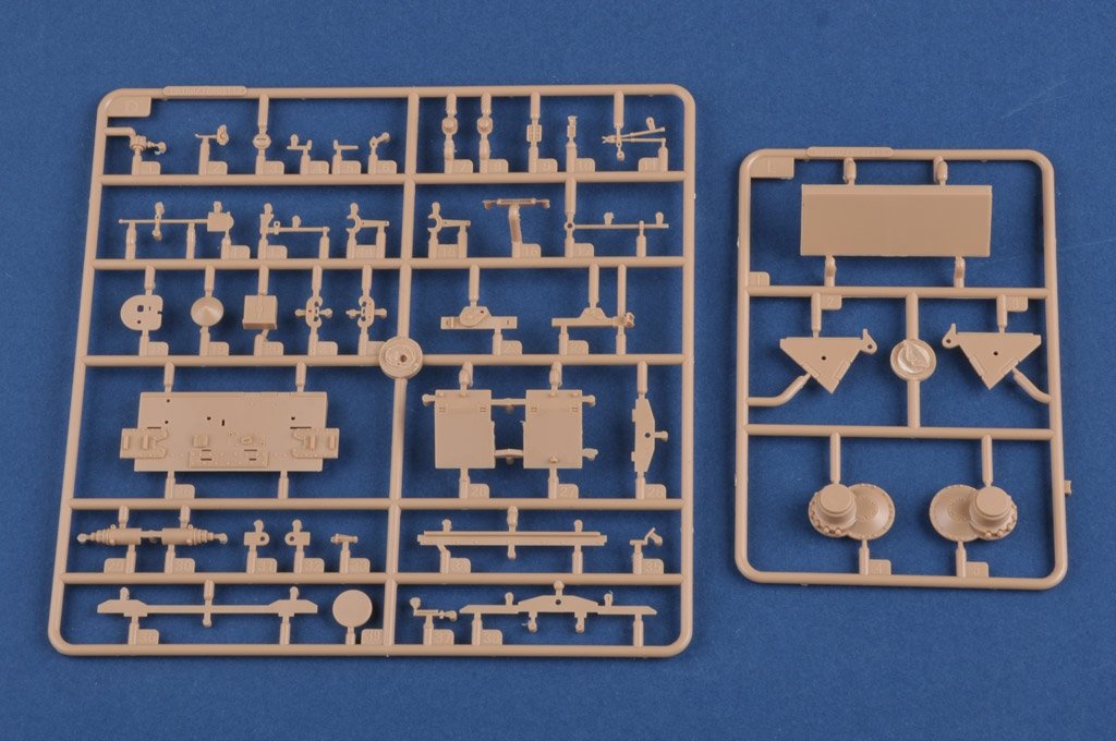 Hobby Boss 80150 German Pz.Kpfw.III/IV auf Einheitsfahrgestell 1/35 – image 7