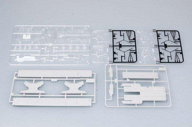 Trumpeter 04517 RUSSIAN NAVY UDALOY CLASS DESTROYER SEVEROMORSK 1/350 – zdjęcie 6