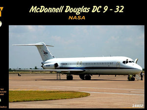 Fly 14402 DC 9-32 NASA 1/144