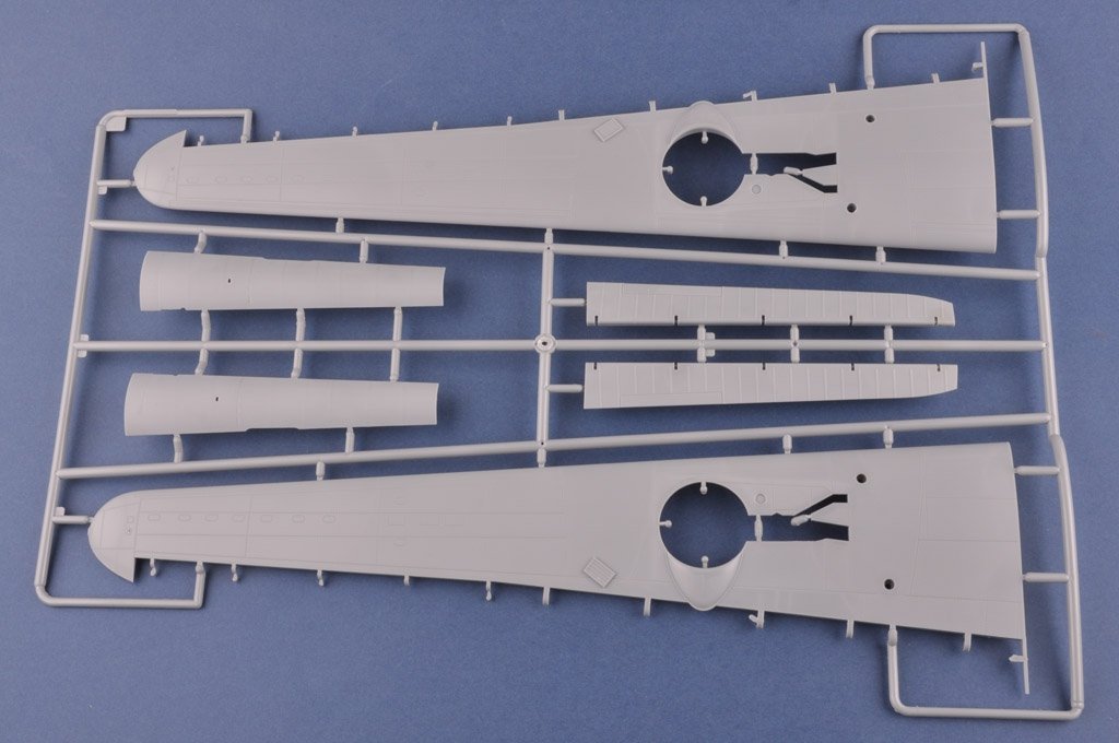 Hobby Boss 83212 B-24D Liberator 1/32 – imagen 8