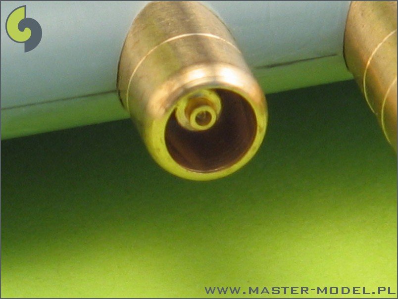 Master AM-32-020 Supermarine Spitfire E wing late - Hispano 20mm &amp;amp; .50cal in fairings (1/32) – Bild 5