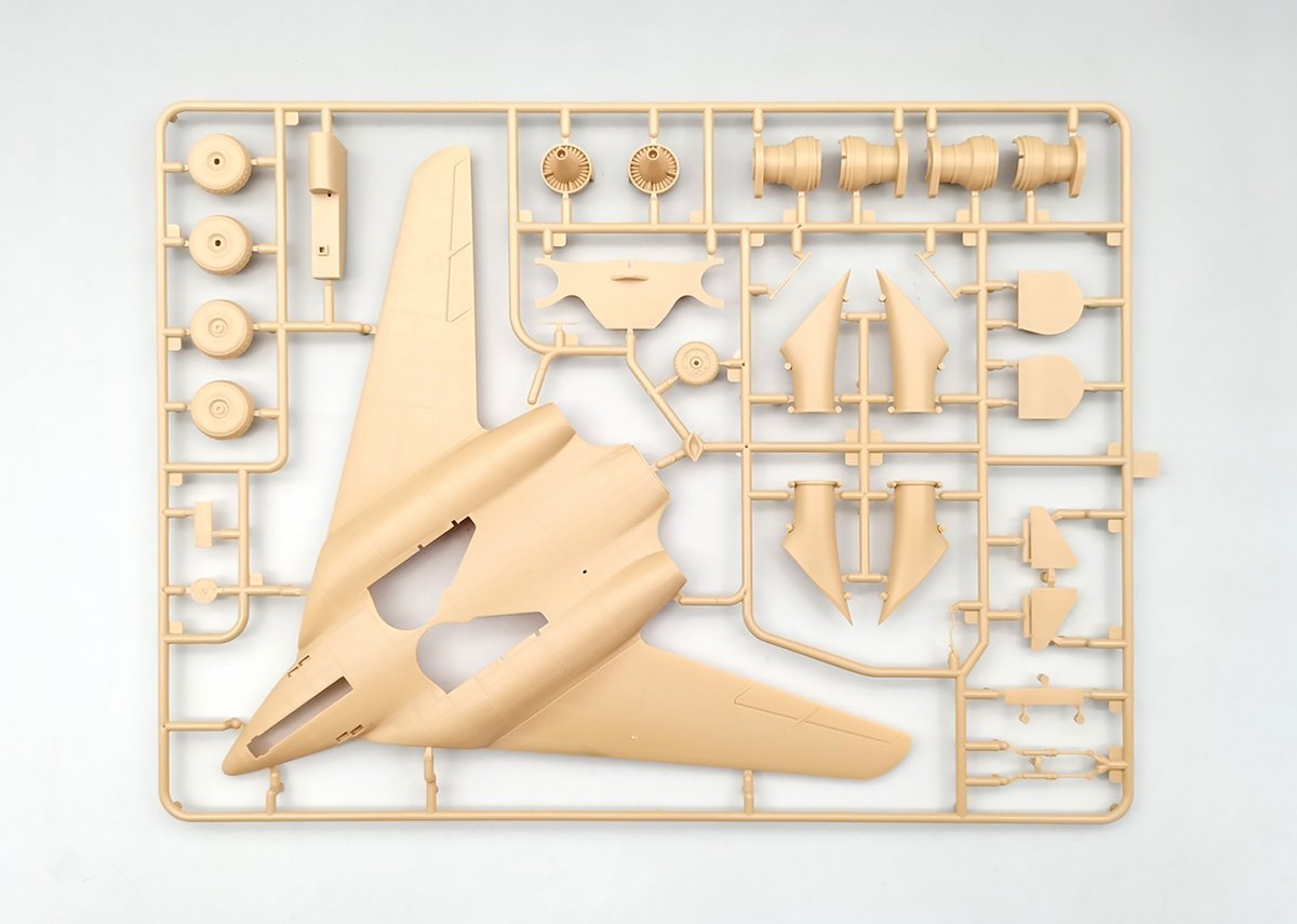 Amusing Hobby 48A003 Messerschmit Me 262 HGIII 1/48 – Bild 4