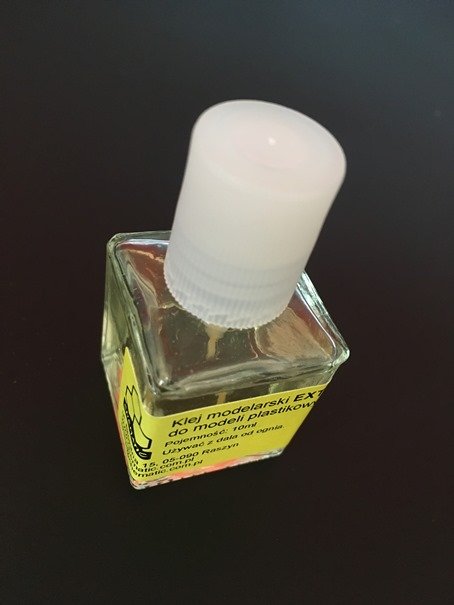 Chematic 009 Extra thin glue 10 ml – imagen 2