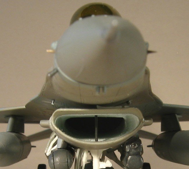 Hasegawa D18 F-16CJ Block 50 1/72 – obrázek 4