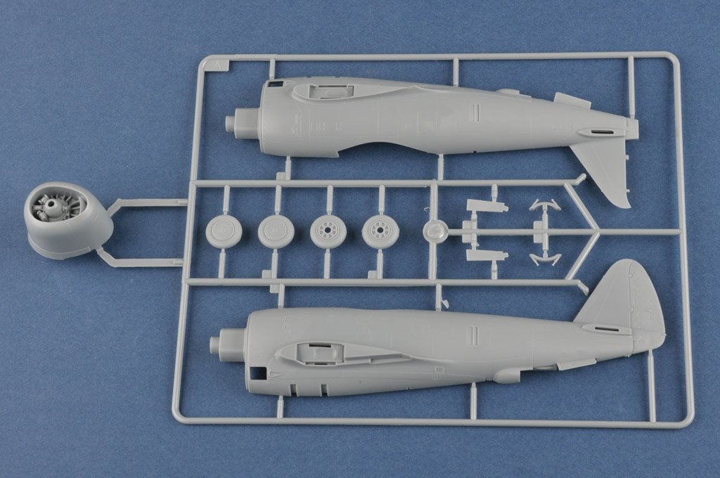 Hobby Boss 85811 P-47D Thunderbolt Fighter 1/48 – zdjęcie 4