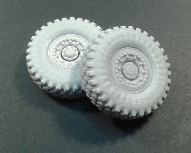 Panzer Art RE35-512 MRAP MaxxPro road wheels 1/35 – Bild 3