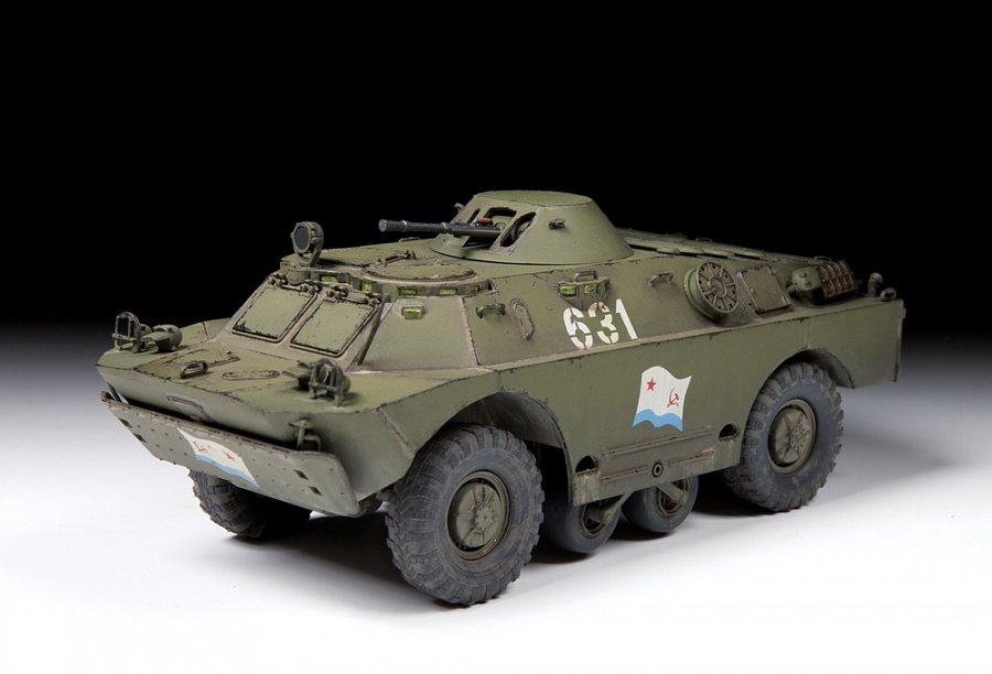 Zvezda 3638 Véhicule blindé de reconnaissance soviétique BDRM-2 1/35 – image 3